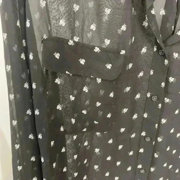 Old  Navy - Sheer blouse - Picture 2 of 4